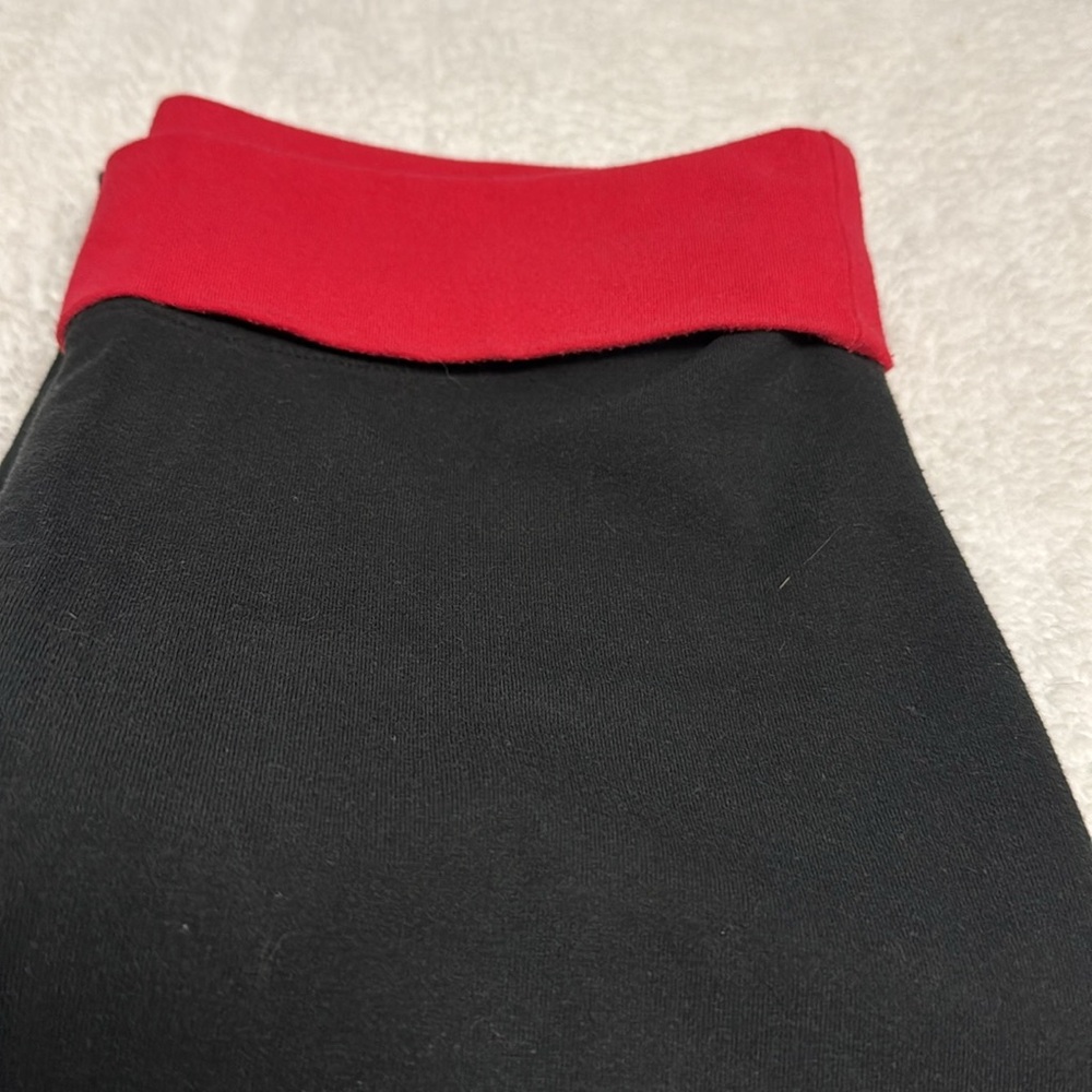 Black Leggings with Red Waistband